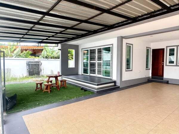 ประกาศฟรี! ซื้อ-ขาย-เช่า คอนโด บ้าน ทาวน์โฮม ที่ดิน และพื้นที่เชิงพาณิชย์ทั่วประเทศไทย ทุกทำเล ทุกงบประมาณ ไม่มีค่าใช้จ่าย ลงง่าย ขายไว เข้าถึงผู้ซื้อโดยตรง 4 501150pic3.jpg