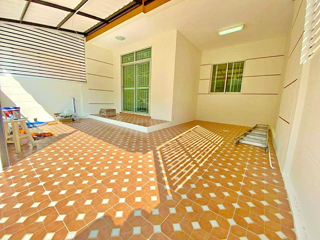 ประกาศฟรี! ซื้อ-ขาย-เช่า คอนโด บ้าน ทาวน์โฮม ที่ดิน และพื้นที่เชิงพาณิชย์ทั่วประเทศไทย ทุกทำเล ทุกงบประมาณ ไม่มีค่าใช้จ่าย ลงง่าย ขายไว เข้าถึงผู้ซื้อโดยตรง 4 318815pic3.jpg