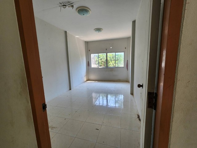 ประกาศฟรี! ซื้อ-ขาย-เช่า คอนโด บ้าน ทาวน์โฮม ที่ดิน และพื้นที่เชิงพาณิชย์ทั่วประเทศไทย ทุกทำเล ทุกงบประมาณ ไม่มีค่าใช้จ่าย ลงง่าย ขายไว เข้าถึงผู้ซื้อโดยตรง 3 262731pic2.jpg