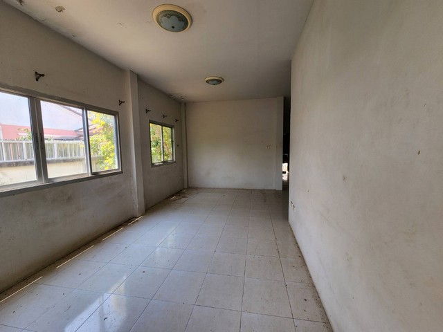 ประกาศฟรี! ซื้อ-ขาย-เช่า คอนโด บ้าน ทาวน์โฮม ที่ดิน และพื้นที่เชิงพาณิชย์ทั่วประเทศไทย ทุกทำเล ทุกงบประมาณ ไม่มีค่าใช้จ่าย ลงง่าย ขายไว เข้าถึงผู้ซื้อโดยตรง 5 262731pic4.jpg