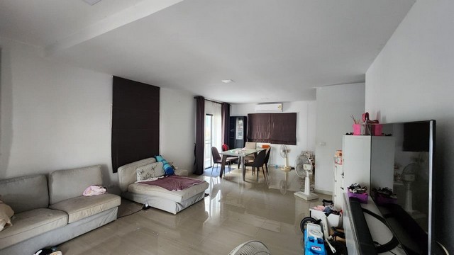 ประกาศฟรี! ซื้อ-ขาย-เช่า คอนโด บ้าน ทาวน์โฮม ที่ดิน และพื้นที่เชิงพาณิชย์ทั่วประเทศไทย ทุกทำเล ทุกงบประมาณ ไม่มีค่าใช้จ่าย ลงง่าย ขายไว เข้าถึงผู้ซื้อโดยตรง 4 262688pic3.jpg