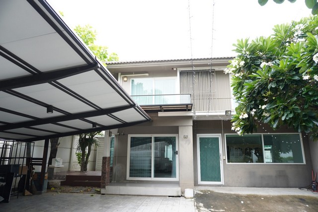 ประกาศฟรี! ซื้อ-ขาย-เช่า คอนโด บ้าน ทาวน์โฮม ที่ดิน และพื้นที่เชิงพาณิชย์ทั่วประเทศไทย ทุกทำเล ทุกงบประมาณ ไม่มีค่าใช้จ่าย ลงง่าย ขายไว เข้าถึงผู้ซื้อโดยตรง 2 262684pic1.jpg