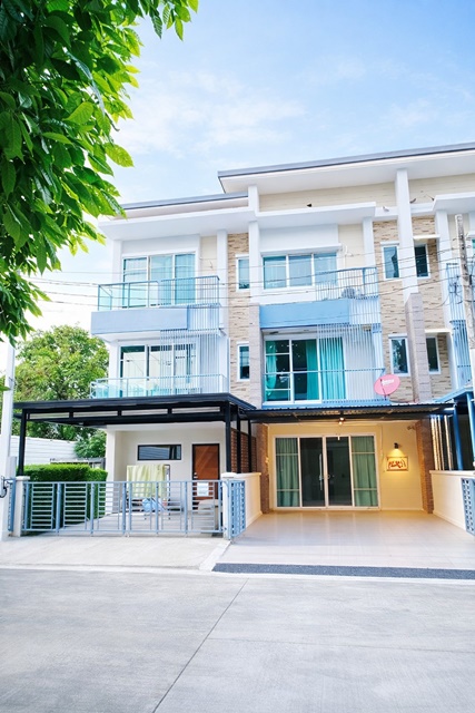 ประกาศฟรี! ซื้อ-ขาย-เช่า คอนโด บ้าน ทาวน์โฮม ที่ดิน และพื้นที่เชิงพาณิชย์ทั่วประเทศไทย ทุกทำเล ทุกงบประมาณ ไม่มีค่าใช้จ่าย ลงง่าย ขายไว เข้าถึงผู้ซื้อโดยตรง 2 262770pic1.jpg