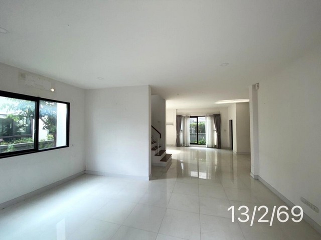 ประกาศฟรี! ซื้อ-ขาย-เช่า คอนโด บ้าน ทาวน์โฮม ที่ดิน และพื้นที่เชิงพาณิชย์ทั่วประเทศไทย ทุกทำเล ทุกงบประมาณ ไม่มีค่าใช้จ่าย ลงง่าย ขายไว เข้าถึงผู้ซื้อโดยตรง 3 262300pic2.jpg