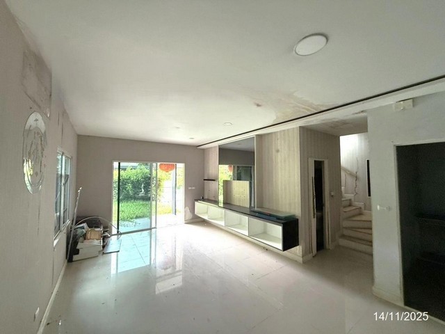 ประกาศฟรี! ซื้อ-ขาย-เช่า คอนโด บ้าน ทาวน์โฮม ที่ดิน และพื้นที่เชิงพาณิชย์ทั่วประเทศไทย ทุกทำเล ทุกงบประมาณ ไม่มีค่าใช้จ่าย ลงง่าย ขายไว เข้าถึงผู้ซื้อโดยตรง 3 262291pic2.jpg