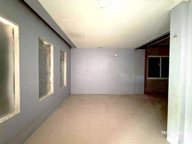 ประกาศฟรี! ซื้อ-ขาย-เช่า คอนโด บ้าน ทาวน์โฮม ที่ดิน และพื้นที่เชิงพาณิชย์ทั่วประเทศไทย ทุกทำเล ทุกงบประมาณ ไม่มีค่าใช้จ่าย ลงง่าย ขายไว เข้าถึงผู้ซื้อโดยตรง 5 262291pic4.jpg