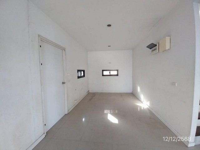 ประกาศฟรี! ซื้อ-ขาย-เช่า คอนโด บ้าน ทาวน์โฮม ที่ดิน และพื้นที่เชิงพาณิชย์ทั่วประเทศไทย ทุกทำเล ทุกงบประมาณ ไม่มีค่าใช้จ่าย ลงง่าย ขายไว เข้าถึงผู้ซื้อโดยตรง 5 262285pic4.jpg