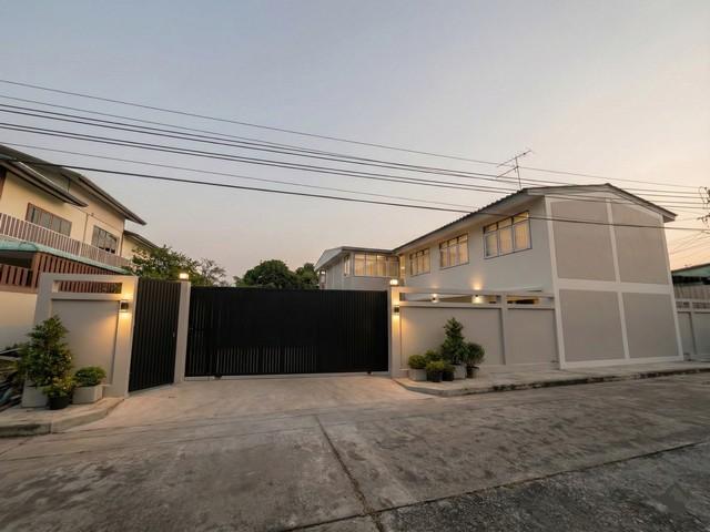 ประกาศฟรี! ซื้อ-ขาย-เช่า คอนโด บ้าน ทาวน์โฮม ที่ดิน และพื้นที่เชิงพาณิชย์ทั่วประเทศไทย ทุกทำเล ทุกงบประมาณ ไม่มีค่าใช้จ่าย ลงง่าย ขายไว เข้าถึงผู้ซื้อโดยตรง 2 521842pic1.jpg