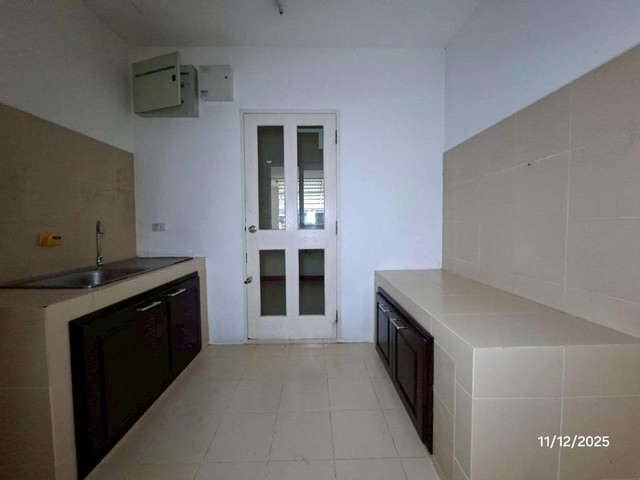 ประกาศฟรี! ซื้อ-ขาย-เช่า คอนโด บ้าน ทาวน์โฮม ที่ดิน และพื้นที่เชิงพาณิชย์ทั่วประเทศไทย ทุกทำเล ทุกงบประมาณ ไม่มีค่าใช้จ่าย ลงง่าย ขายไว เข้าถึงผู้ซื้อโดยตรง 5 262218pic4.jpg