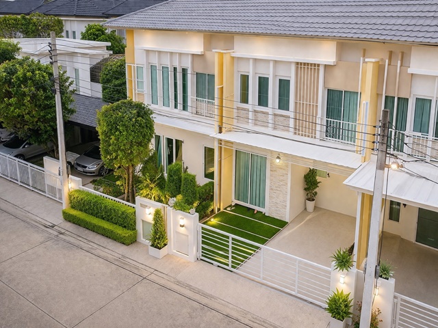 ประกาศฟรี! ซื้อ-ขาย-เช่า คอนโด บ้าน ทาวน์โฮม ที่ดิน และพื้นที่เชิงพาณิชย์ทั่วประเทศไทย ทุกทำเล ทุกงบประมาณ ไม่มีค่าใช้จ่าย ลงง่าย ขายไว เข้าถึงผู้ซื้อโดยตรง 2 262258pic1.jpg