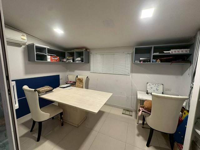 ประกาศฟรี! ซื้อ-ขาย-เช่า คอนโด บ้าน ทาวน์โฮม ที่ดิน และพื้นที่เชิงพาณิชย์ทั่วประเทศไทย ทุกทำเล ทุกงบประมาณ ไม่มีค่าใช้จ่าย ลงง่าย ขายไว เข้าถึงผู้ซื้อโดยตรง 2 522113pic1.jpg