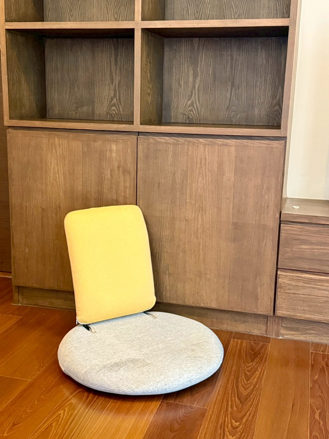 ประกาศฟรี! ซื้อ-ขาย-เช่า คอนโด บ้าน ทาวน์โฮม ที่ดิน และพื้นที่เชิงพาณิชย์ทั่วประเทศไทย ทุกทำเล ทุกงบประมาณ ไม่มีค่าใช้จ่าย ลงง่าย ขายไว เข้าถึงผู้ซื้อโดยตรง 5 521385pic4.jpg