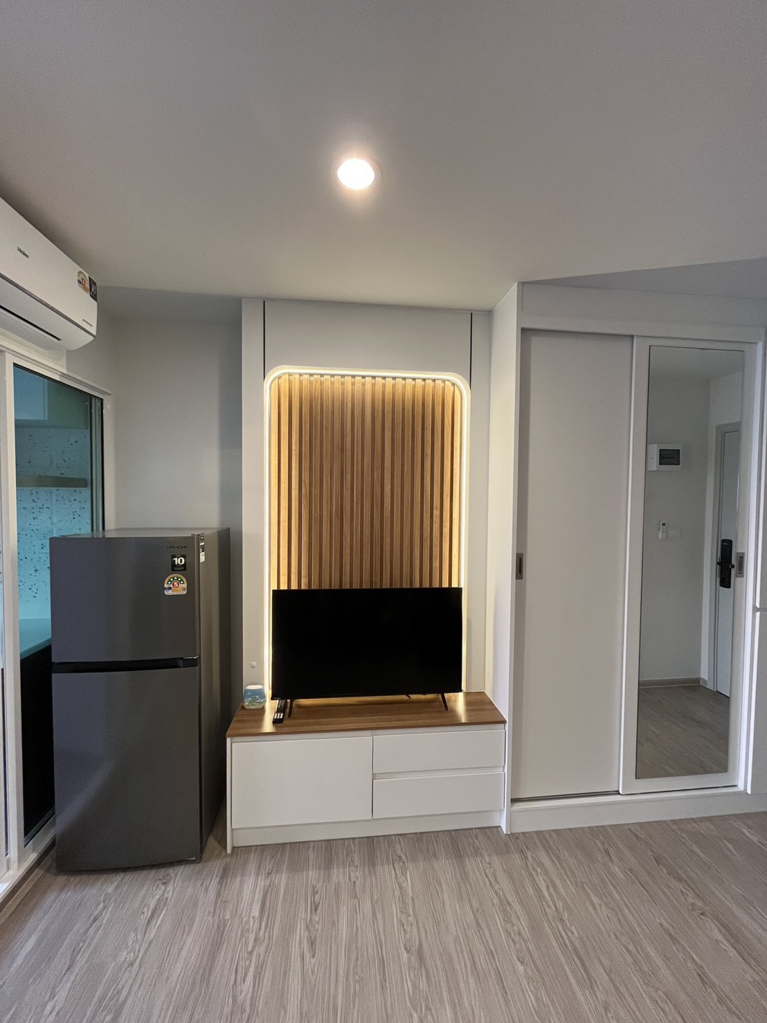 ประกาศฟรี! ซื้อ-ขาย-เช่า คอนโด บ้าน ทาวน์โฮม ที่ดิน และพื้นที่เชิงพาณิชย์ทั่วประเทศไทย ทุกทำเล ทุกงบประมาณ ไม่มีค่าใช้จ่าย ลงง่าย ขายไว เข้าถึงผู้ซื้อโดยตรง 5 521383pic4.jpg