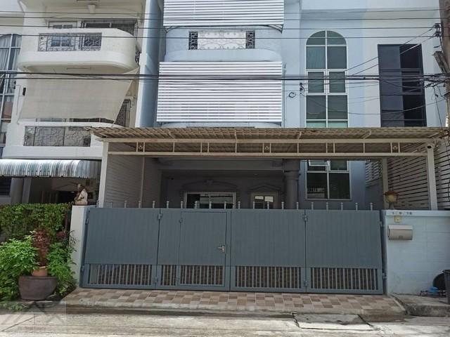 ประกาศฟรี! ซื้อ-ขาย-เช่า คอนโด บ้าน ทาวน์โฮม ที่ดิน และพื้นที่เชิงพาณิชย์ทั่วประเทศไทย ทุกทำเล ทุกงบประมาณ ไม่มีค่าใช้จ่าย ลงง่าย ขายไว เข้าถึงผู้ซื้อโดยตรง 2 522180pic1.jpg