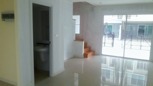 ประกาศฟรี! ซื้อ-ขาย-เช่า คอนโด บ้าน ทาวน์โฮม ที่ดิน และพื้นที่เชิงพาณิชย์ทั่วประเทศไทย ทุกทำเล ทุกงบประมาณ ไม่มีค่าใช้จ่าย ลงง่าย ขายไว เข้าถึงผู้ซื้อโดยตรง 3 262908pic2.jpg