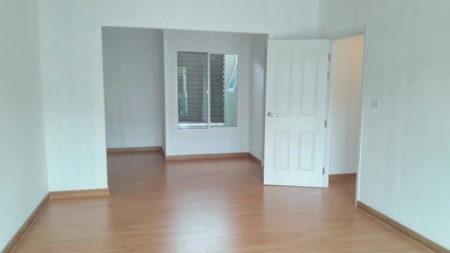 ประกาศฟรี! ซื้อ-ขาย-เช่า คอนโด บ้าน ทาวน์โฮม ที่ดิน และพื้นที่เชิงพาณิชย์ทั่วประเทศไทย ทุกทำเล ทุกงบประมาณ ไม่มีค่าใช้จ่าย ลงง่าย ขายไว เข้าถึงผู้ซื้อโดยตรง 4 262908pic3.jpg