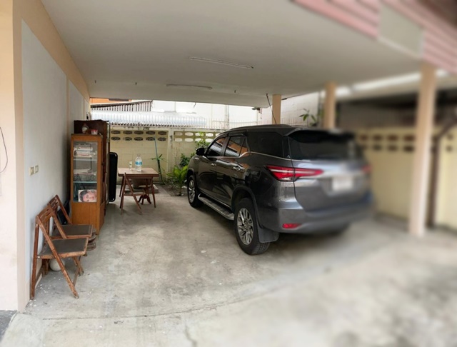 ประกาศฟรี! ซื้อ-ขาย-เช่า คอนโด บ้าน ทาวน์โฮม ที่ดิน และพื้นที่เชิงพาณิชย์ทั่วประเทศไทย ทุกทำเล ทุกงบประมาณ ไม่มีค่าใช้จ่าย ลงง่าย ขายไว เข้าถึงผู้ซื้อโดยตรง 5 262904pic4.jpg