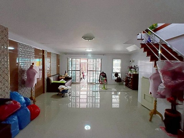 ประกาศฟรี! ซื้อ-ขาย-เช่า คอนโด บ้าน ทาวน์โฮม ที่ดิน และพื้นที่เชิงพาณิชย์ทั่วประเทศไทย ทุกทำเล ทุกงบประมาณ ไม่มีค่าใช้จ่าย ลงง่าย ขายไว เข้าถึงผู้ซื้อโดยตรง 4 263983pic3.jpg