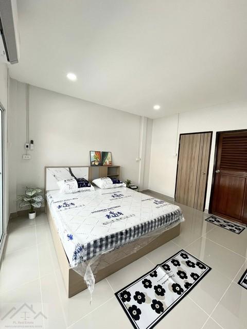 ประกาศฟรี! ซื้อ-ขาย-เช่า คอนโด บ้าน ทาวน์โฮม ที่ดิน และพื้นที่เชิงพาณิชย์ทั่วประเทศไทย ทุกทำเล ทุกงบประมาณ ไม่มีค่าใช้จ่าย ลงง่าย ขายไว เข้าถึงผู้ซื้อโดยตรง 5 522838pic4.jpg