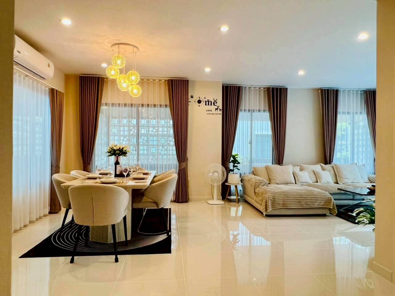 ประกาศฟรี! ซื้อ-ขาย-เช่า คอนโด บ้าน ทาวน์โฮม ที่ดิน และพื้นที่เชิงพาณิชย์ทั่วประเทศไทย ทุกทำเล ทุกงบประมาณ ไม่มีค่าใช้จ่าย ลงง่าย ขายไว เข้าถึงผู้ซื้อโดยตรง 3 319315pic2.jpg