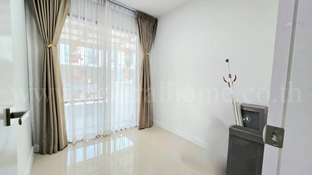 ประกาศฟรี! ซื้อ-ขาย-เช่า คอนโด บ้าน ทาวน์โฮม ที่ดิน และพื้นที่เชิงพาณิชย์ทั่วประเทศไทย ทุกทำเล ทุกงบประมาณ ไม่มีค่าใช้จ่าย ลงง่าย ขายไว เข้าถึงผู้ซื้อโดยตรง 5 294677pic4.jpg
