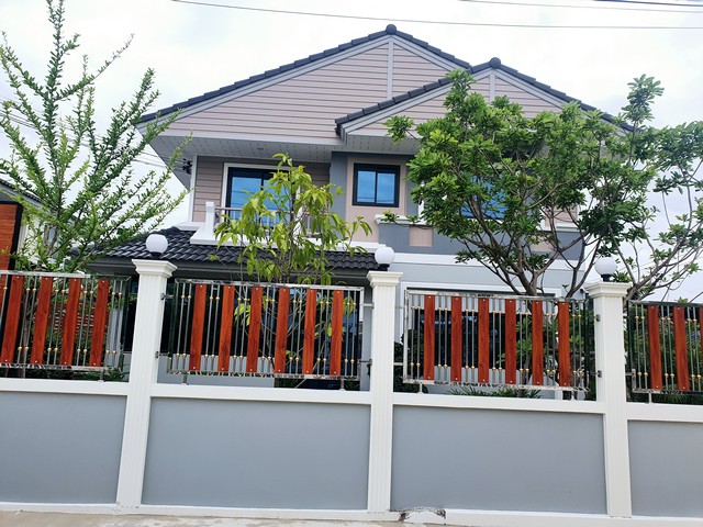 ประกาศฟรี! ซื้อ-ขาย-เช่า คอนโด บ้าน ทาวน์โฮม ที่ดิน และพื้นที่เชิงพาณิชย์ทั่วประเทศไทย ทุกทำเล ทุกงบประมาณ ไม่มีค่าใช้จ่าย ลงง่าย ขายไว เข้าถึงผู้ซื้อโดยตรง 3 319370pic2.jpg