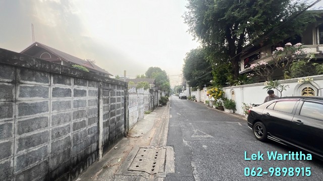 ประกาศฟรี! ซื้อ-ขาย-เช่า คอนโด บ้าน ทาวน์โฮม ที่ดิน และพื้นที่เชิงพาณิชย์ทั่วประเทศไทย ทุกทำเล ทุกงบประมาณ ไม่มีค่าใช้จ่าย ลงง่าย ขายไว เข้าถึงผู้ซื้อโดยตรง 3 453624pic2.jpg