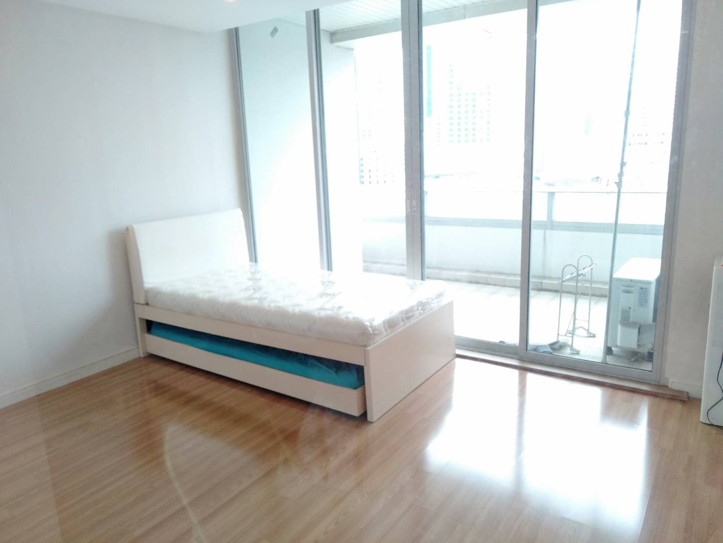 ประกาศฟรี! ซื้อ-ขาย-เช่า คอนโด บ้าน ทาวน์โฮม ที่ดิน และพื้นที่เชิงพาณิชย์ทั่วประเทศไทย ทุกทำเล ทุกงบประมาณ ไม่มีค่าใช้จ่าย ลงง่าย ขายไว เข้าถึงผู้ซื้อโดยตรง 2 184327.jpg