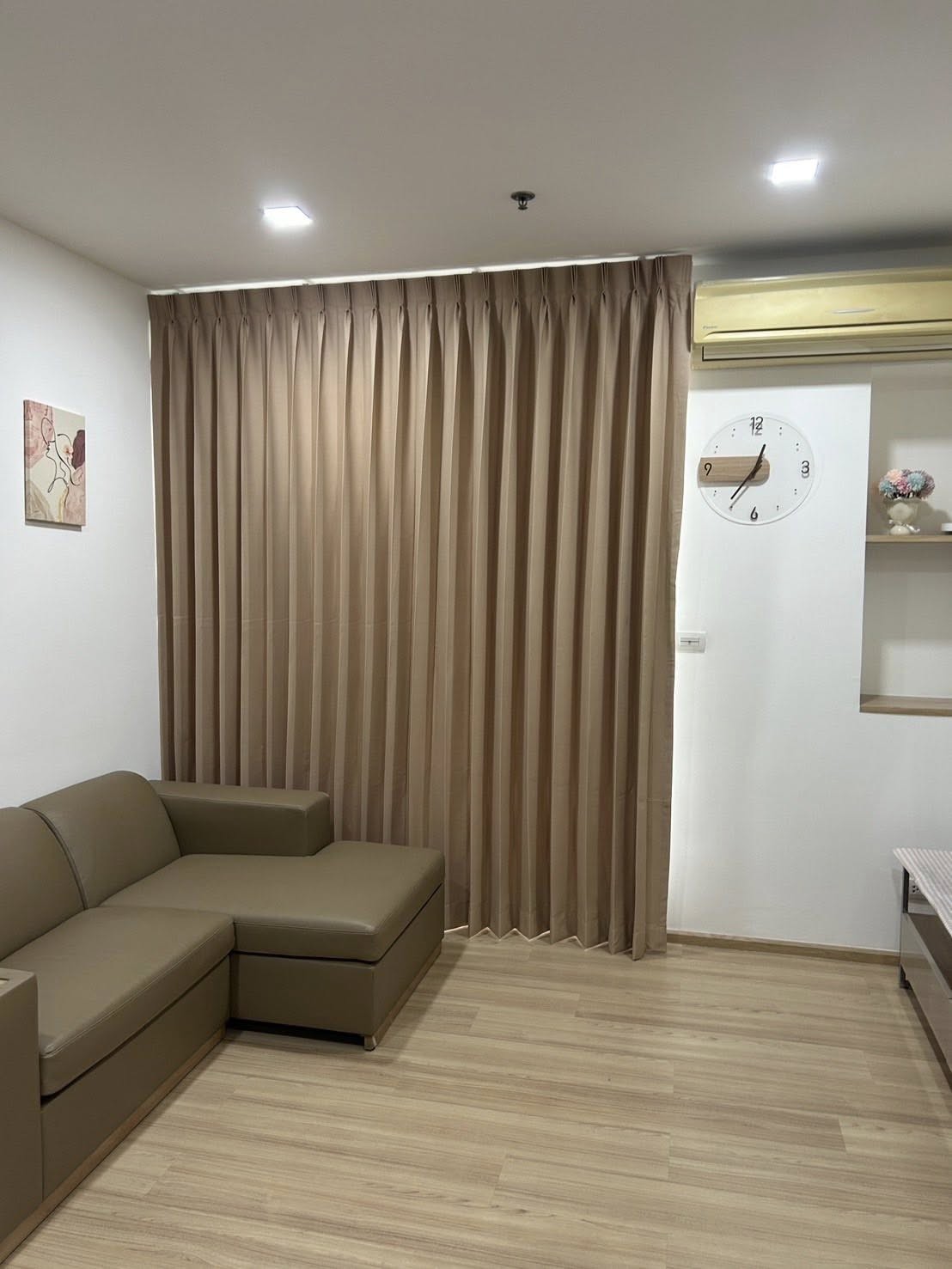 ประกาศฟรี! ซื้อ-ขาย-เช่า คอนโด บ้าน ทาวน์โฮม ที่ดิน และพื้นที่เชิงพาณิชย์ทั่วประเทศไทย ทุกทำเล ทุกงบประมาณ ไม่มีค่าใช้จ่าย ลงง่าย ขายไว เข้าถึงผู้ซื้อโดยตรง 3 524459pic2.jpg