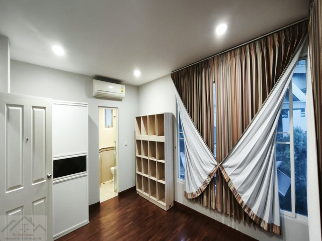 ประกาศฟรี! ซื้อ-ขาย-เช่า คอนโด บ้าน ทาวน์โฮม ที่ดิน และพื้นที่เชิงพาณิชย์ทั่วประเทศไทย ทุกทำเล ทุกงบประมาณ ไม่มีค่าใช้จ่าย ลงง่าย ขายไว เข้าถึงผู้ซื้อโดยตรง 5 523401pic4.jpg