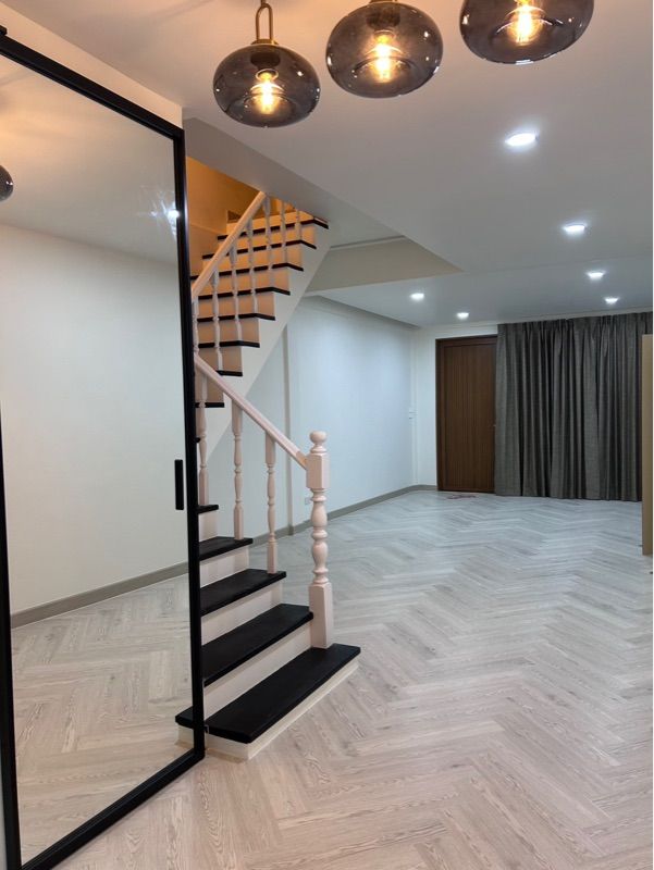 ประกาศฟรี! ซื้อ-ขาย-เช่า คอนโด บ้าน ทาวน์โฮม ที่ดิน และพื้นที่เชิงพาณิชย์ทั่วประเทศไทย ทุกทำเล ทุกงบประมาณ ไม่มีค่าใช้จ่าย ลงง่าย ขายไว เข้าถึงผู้ซื้อโดยตรง 4 320240pic3.jpg
