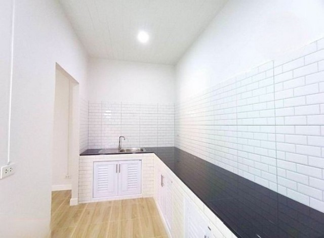 ประกาศฟรี! ซื้อ-ขาย-เช่า คอนโด บ้าน ทาวน์โฮม ที่ดิน และพื้นที่เชิงพาณิชย์ทั่วประเทศไทย ทุกทำเล ทุกงบประมาณ ไม่มีค่าใช้จ่าย ลงง่าย ขายไว เข้าถึงผู้ซื้อโดยตรง 5 472749pic4.jpg