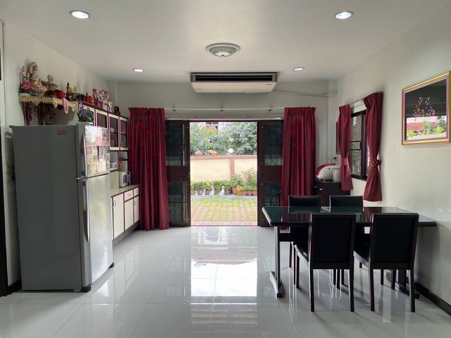 ประกาศฟรี! ซื้อ-ขาย-เช่า คอนโด บ้าน ทาวน์โฮม ที่ดิน และพื้นที่เชิงพาณิชย์ทั่วประเทศไทย ทุกทำเล ทุกงบประมาณ ไม่มีค่าใช้จ่าย ลงง่าย ขายไว เข้าถึงผู้ซื้อโดยตรง 4 526159pic3.jpg
