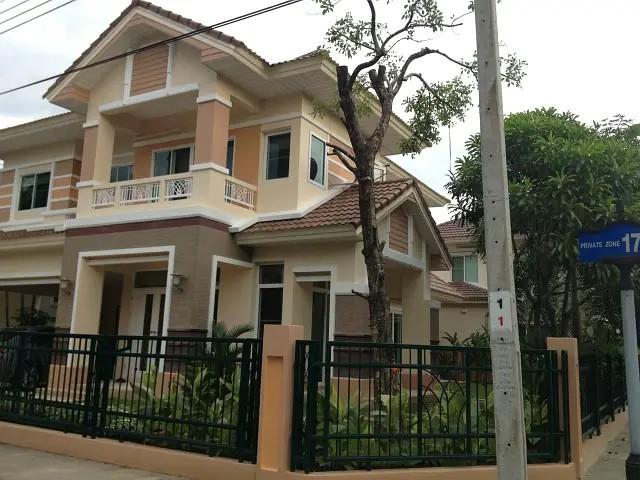 ประกาศฟรี! ซื้อ-ขาย-เช่า คอนโด บ้าน ทาวน์โฮม ที่ดิน และพื้นที่เชิงพาณิชย์ทั่วประเทศไทย ทุกทำเล ทุกงบประมาณ ไม่มีค่าใช้จ่าย ลงง่าย ขายไว เข้าถึงผู้ซื้อโดยตรง 2 526163pic1.jpg