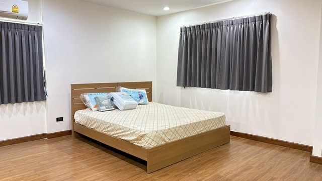 ประกาศฟรี! ซื้อ-ขาย-เช่า คอนโด บ้าน ทาวน์โฮม ที่ดิน และพื้นที่เชิงพาณิชย์ทั่วประเทศไทย ทุกทำเล ทุกงบประมาณ ไม่มีค่าใช้จ่าย ลงง่าย ขายไว เข้าถึงผู้ซื้อโดยตรง 4 526936pic3.jpg