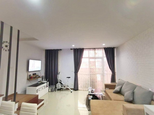 ประกาศฟรี! ซื้อ-ขาย-เช่า คอนโด บ้าน ทาวน์โฮม ที่ดิน และพื้นที่เชิงพาณิชย์ทั่วประเทศไทย ทุกทำเล ทุกงบประมาณ ไม่มีค่าใช้จ่าย ลงง่าย ขายไว เข้าถึงผู้ซื้อโดยตรง 3 166736pic2.jpg