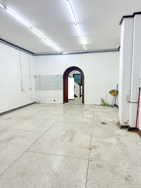 ประกาศฟรี! ซื้อ-ขาย-เช่า คอนโด บ้าน ทาวน์โฮม ที่ดิน และพื้นที่เชิงพาณิชย์ทั่วประเทศไทย ทุกทำเล ทุกงบประมาณ ไม่มีค่าใช้จ่าย ลงง่าย ขายไว เข้าถึงผู้ซื้อโดยตรง 4 166721pic3.jpg