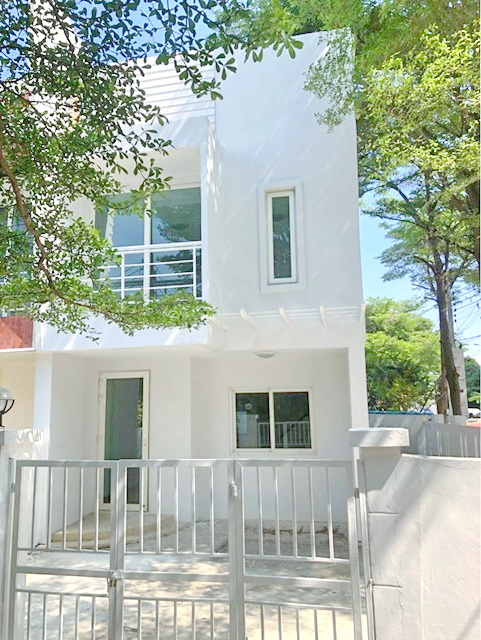 ประกาศฟรี! ซื้อ-ขาย-เช่า คอนโด บ้าน ทาวน์โฮม ที่ดิน และพื้นที่เชิงพาณิชย์ทั่วประเทศไทย ทุกทำเล ทุกงบประมาณ ไม่มีค่าใช้จ่าย ลงง่าย ขายไว เข้าถึงผู้ซื้อโดยตรง 3 166705pic2.jpg