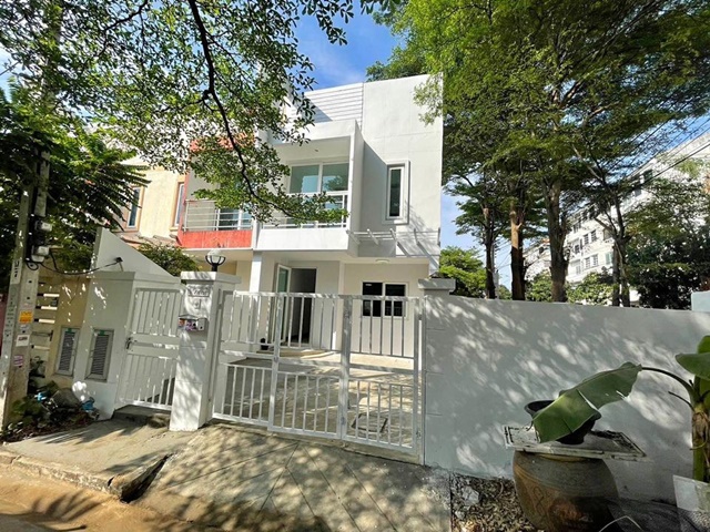 ประกาศฟรี! ซื้อ-ขาย-เช่า คอนโด บ้าน ทาวน์โฮม ที่ดิน และพื้นที่เชิงพาณิชย์ทั่วประเทศไทย ทุกทำเล ทุกงบประมาณ ไม่มีค่าใช้จ่าย ลงง่าย ขายไว เข้าถึงผู้ซื้อโดยตรง 2 166704pic1.jpg