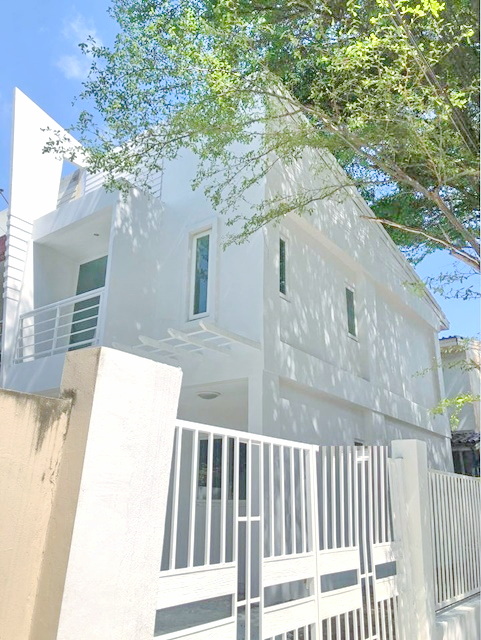 ประกาศฟรี! ซื้อ-ขาย-เช่า คอนโด บ้าน ทาวน์โฮม ที่ดิน และพื้นที่เชิงพาณิชย์ทั่วประเทศไทย ทุกทำเล ทุกงบประมาณ ไม่มีค่าใช้จ่าย ลงง่าย ขายไว เข้าถึงผู้ซื้อโดยตรง 3 166704pic2.jpg