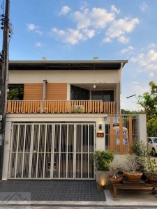 ประกาศฟรี! ซื้อ-ขาย-เช่า คอนโด บ้าน ทาวน์โฮม ที่ดิน และพื้นที่เชิงพาณิชย์ทั่วประเทศไทย ทุกทำเล ทุกงบประมาณ ไม่มีค่าใช้จ่าย ลงง่าย ขายไว เข้าถึงผู้ซื้อโดยตรง 2 528007pic1.jpg