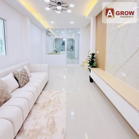 ประกาศฟรี! ซื้อ-ขาย-เช่า คอนโด บ้าน ทาวน์โฮม ที่ดิน และพื้นที่เชิงพาณิชย์ทั่วประเทศไทย ทุกทำเล ทุกงบประมาณ ไม่มีค่าใช้จ่าย ลงง่าย ขายไว เข้าถึงผู้ซื้อโดยตรง 4 322230pic3.jpg