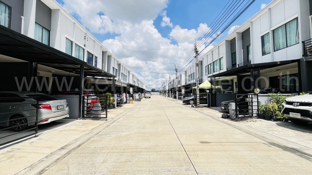 ประกาศฟรี! ซื้อ-ขาย-เช่า คอนโด บ้าน ทาวน์โฮม ที่ดิน และพื้นที่เชิงพาณิชย์ทั่วประเทศไทย ทุกทำเล ทุกงบประมาณ ไม่มีค่าใช้จ่าย ลงง่าย ขายไว เข้าถึงผู้ซื้อโดยตรง 3 166946pic2.jpg