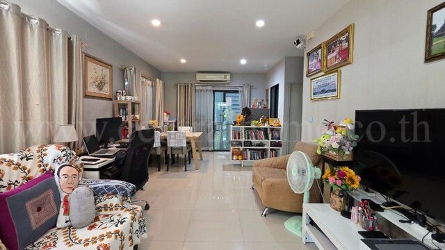 ประกาศฟรี! ซื้อ-ขาย-เช่า คอนโด บ้าน ทาวน์โฮม ที่ดิน และพื้นที่เชิงพาณิชย์ทั่วประเทศไทย ทุกทำเล ทุกงบประมาณ ไม่มีค่าใช้จ่าย ลงง่าย ขายไว เข้าถึงผู้ซื้อโดยตรง 5 295480pic4.jpg
