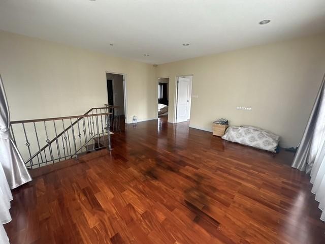 ประกาศฟรี! ซื้อ-ขาย-เช่า คอนโด บ้าน ทาวน์โฮม ที่ดิน และพื้นที่เชิงพาณิชย์ทั่วประเทศไทย ทุกทำเล ทุกงบประมาณ ไม่มีค่าใช้จ่าย ลงง่าย ขายไว เข้าถึงผู้ซื้อโดยตรง 3 274361pic2.jpg