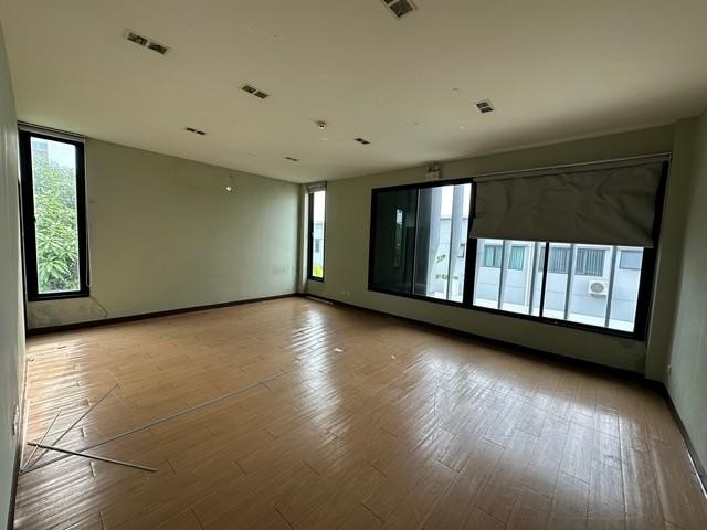 ประกาศฟรี! ซื้อ-ขาย-เช่า คอนโด บ้าน ทาวน์โฮม ที่ดิน และพื้นที่เชิงพาณิชย์ทั่วประเทศไทย ทุกทำเล ทุกงบประมาณ ไม่มีค่าใช้จ่าย ลงง่าย ขายไว เข้าถึงผู้ซื้อโดยตรง 4 274296pic3.jpg