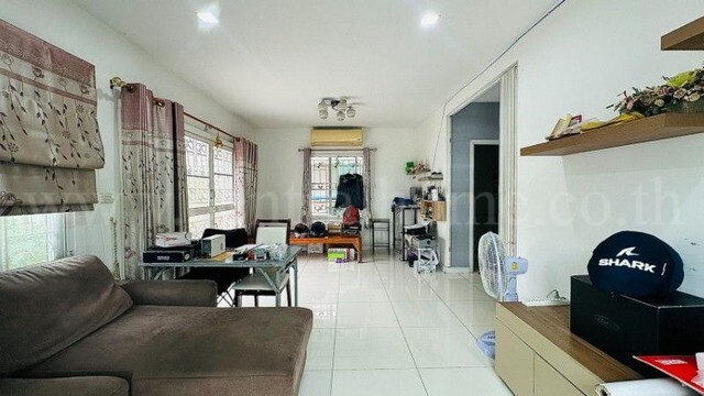 ประกาศฟรี! ซื้อ-ขาย-เช่า คอนโด บ้าน ทาวน์โฮม ที่ดิน และพื้นที่เชิงพาณิชย์ทั่วประเทศไทย ทุกทำเล ทุกงบประมาณ ไม่มีค่าใช้จ่าย ลงง่าย ขายไว เข้าถึงผู้ซื้อโดยตรง 4 295611pic3.jpg