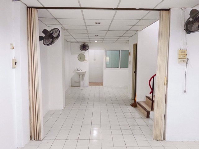 ประกาศฟรี! ซื้อ-ขาย-เช่า คอนโด บ้าน ทาวน์โฮม ที่ดิน และพื้นที่เชิงพาณิชย์ทั่วประเทศไทย ทุกทำเล ทุกงบประมาณ ไม่มีค่าใช้จ่าย ลงง่าย ขายไว เข้าถึงผู้ซื้อโดยตรง 4 17366pic3.jpg