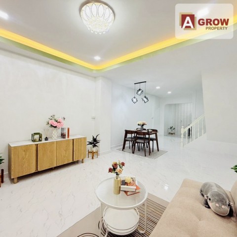 ประกาศฟรี! ซื้อ-ขาย-เช่า คอนโด บ้าน ทาวน์โฮม ที่ดิน และพื้นที่เชิงพาณิชย์ทั่วประเทศไทย ทุกทำเล ทุกงบประมาณ ไม่มีค่าใช้จ่าย ลงง่าย ขายไว เข้าถึงผู้ซื้อโดยตรง 4 323961pic3.jpg