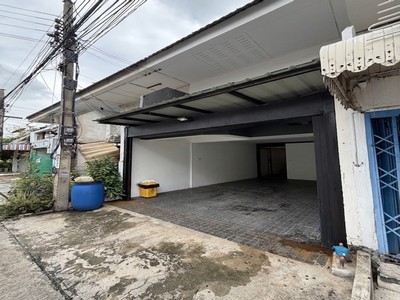 ประกาศฟรี! ซื้อ-ขาย-เช่า คอนโด บ้าน ทาวน์โฮม ที่ดิน และพื้นที่เชิงพาณิชย์ทั่วประเทศไทย ทุกทำเล ทุกงบประมาณ ไม่มีค่าใช้จ่าย ลงง่าย ขายไว เข้าถึงผู้ซื้อโดยตรง 3 530625pic2.jpg